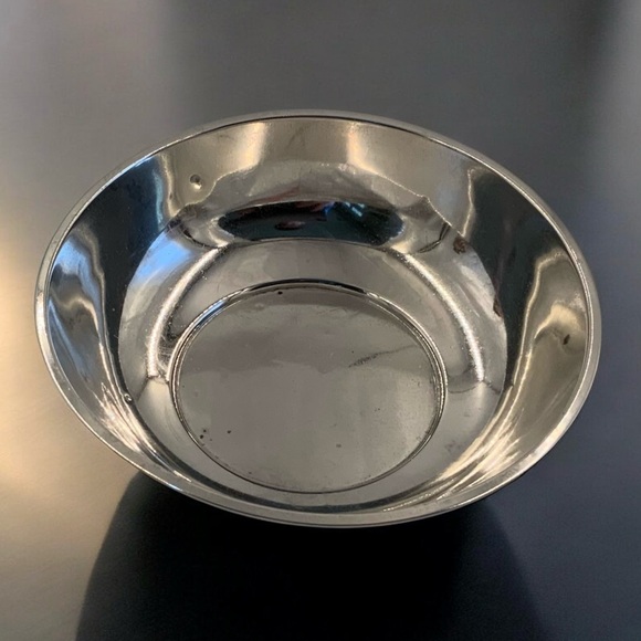 Vintage Sterling Silver Lot: Bread Tray, Bowl, Mint Julep Cup, 487 Grams, Marked - Picture 11 of 16